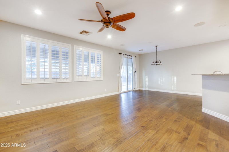 17391 W Fetlock Trail-33