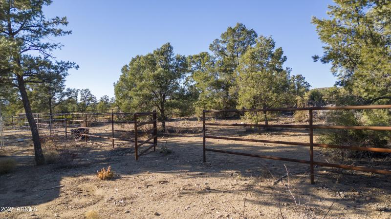 3555 W Stafford Rd00018