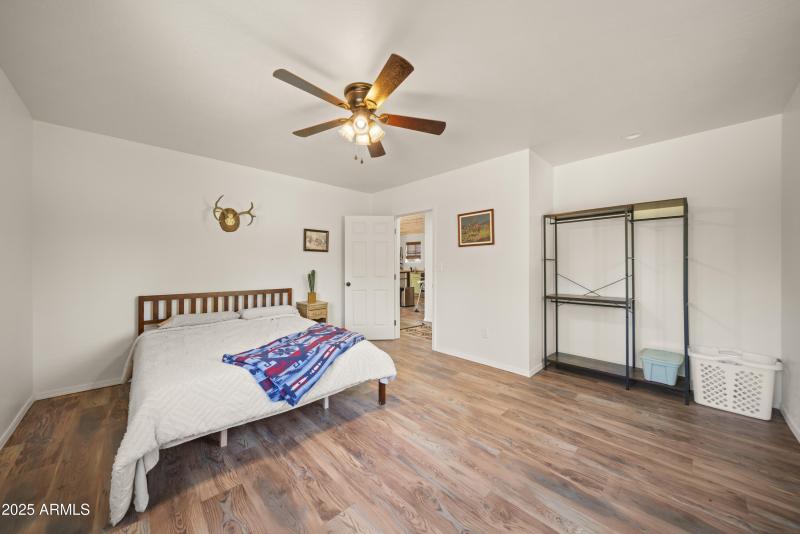 3555 W Stafford Rd00034