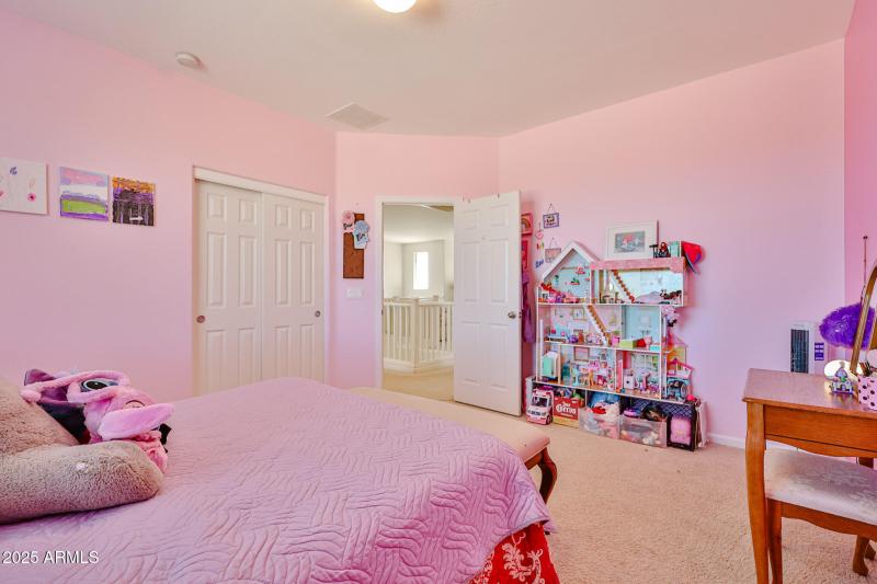 4th Guest bedroom- Alt View