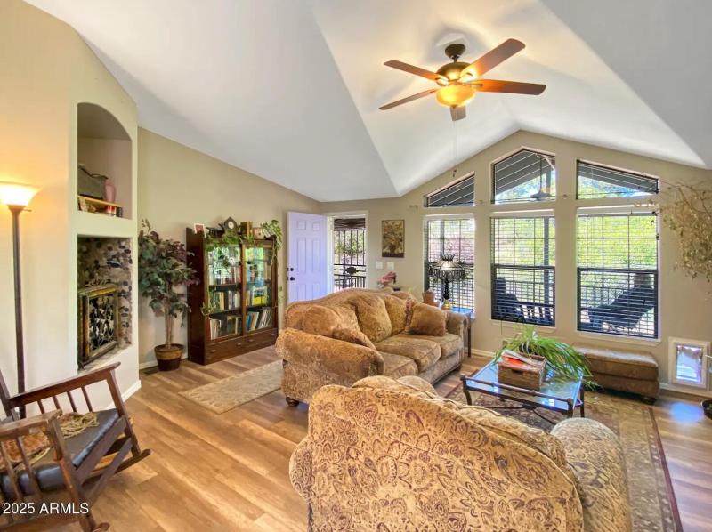 Screenshot 2025-10-29 at 7.59.42AM