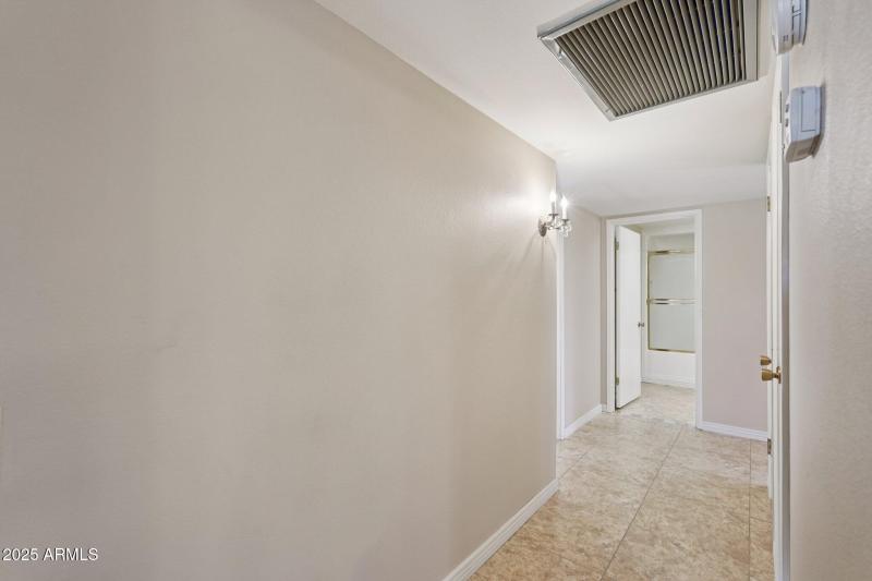 22-web-or-mls-N Buntline Dr-S2910-022