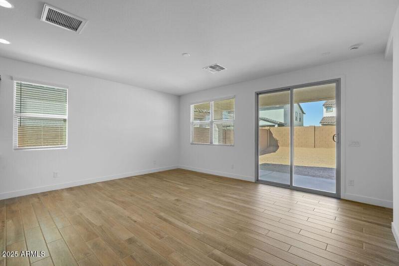 hj-az-phoenix-asante-discovery-quartz-lo