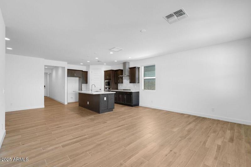 hj-az-phoenix-asante-discovery-quartz-lo