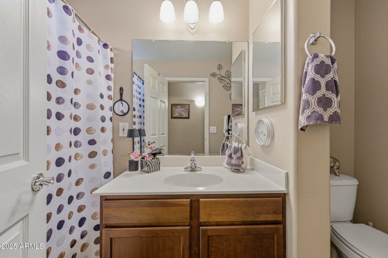 19-web-or-mls-19589 N Portarosa Ct-19