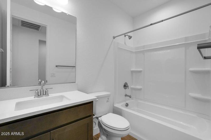 hj-az-phoenix-asante-discovery-quartz-lo