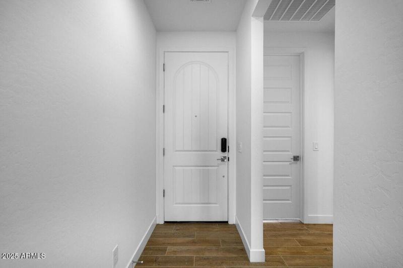 hj-az-phoenix-asante-discovery-quartz-lo