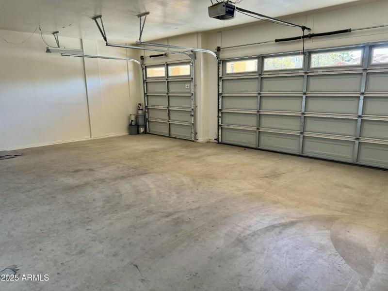 garagepershing1