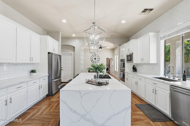 29-web-or-mls-029_ListerPros