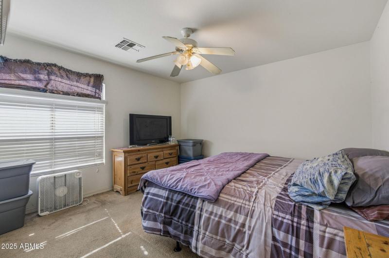 37-web-or-mls-43226 W Kimberly St-37