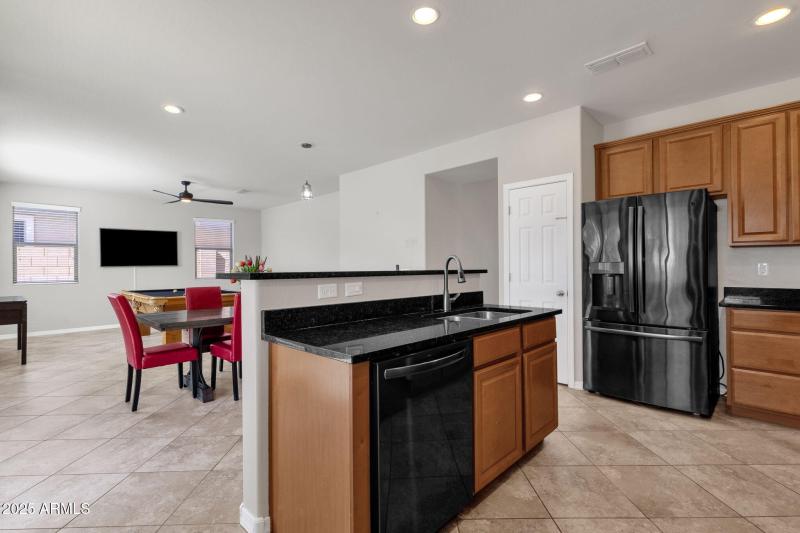 13-web-or-mls-2947-e-saltsage-dr