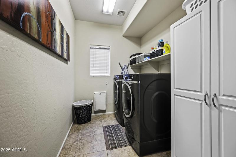 41209 W Hayden Dr-27