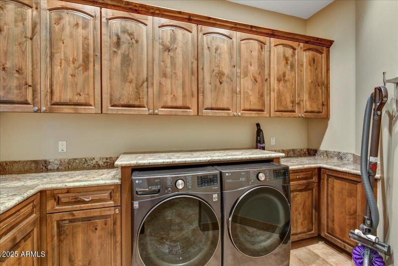 21-Laundry Room