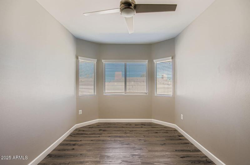 4343 N 21st St 213 - Web Quality - 018 -