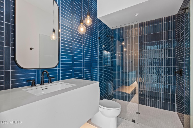 Outdoor Shower-Pool Bath (3 of 4)