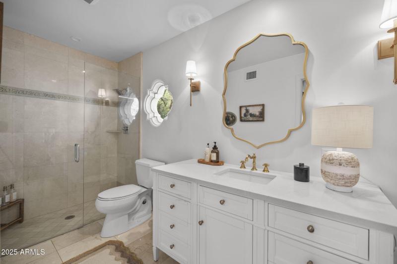 4801 E Moonlight Way - 494