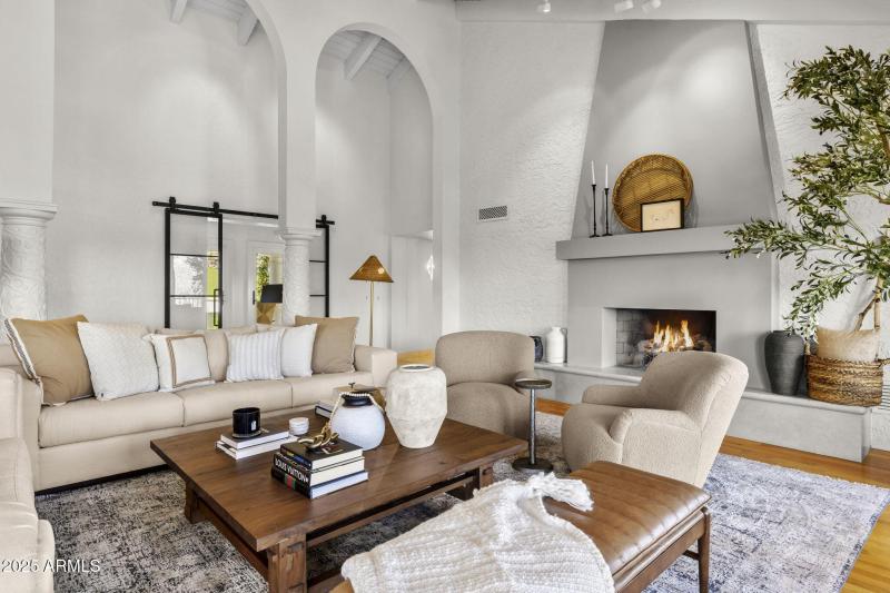 4801 E Moonlight Way - 278