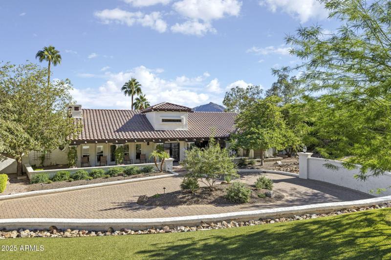 4801 E Moonlight Way - 213