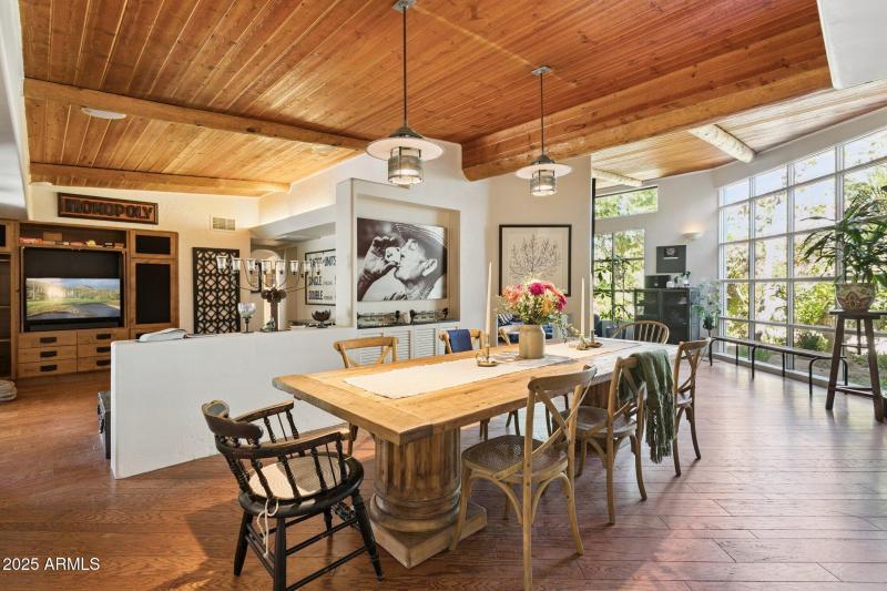 17-web-or-mls-7005-e-jackrabbit-rd