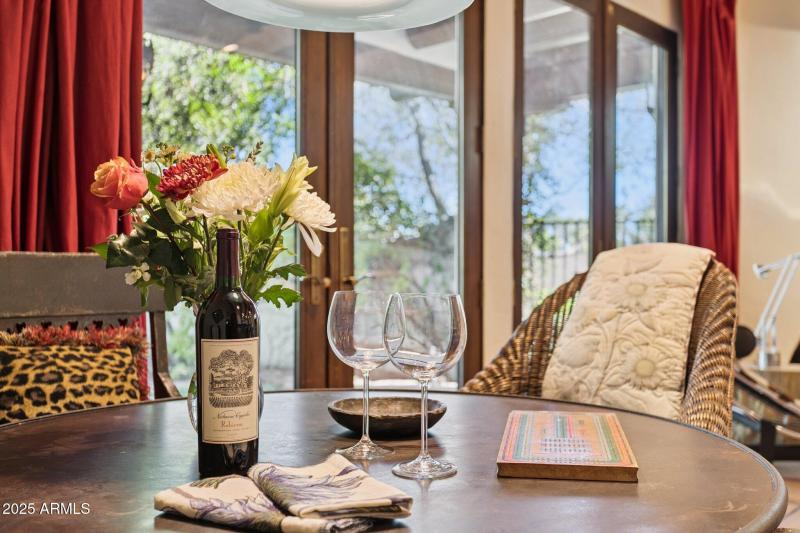 24-web-or-mls-7005-e-jackrabbit-rd