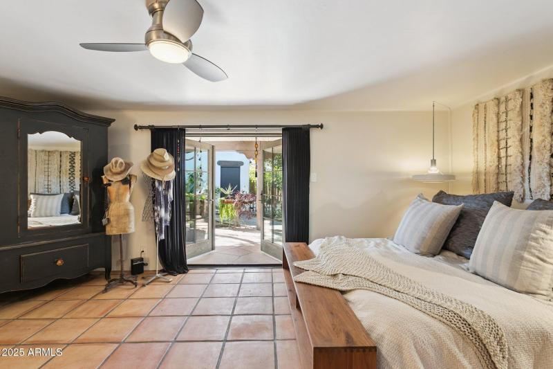 28-web-or-mls-7005-e-jackrabbit-rd