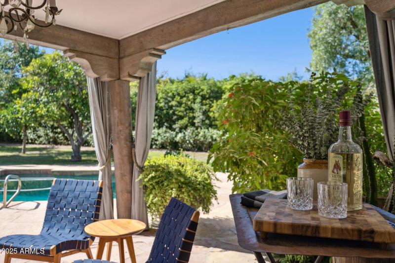 44-web-or-mls-7005-e-jackrabbit-rd