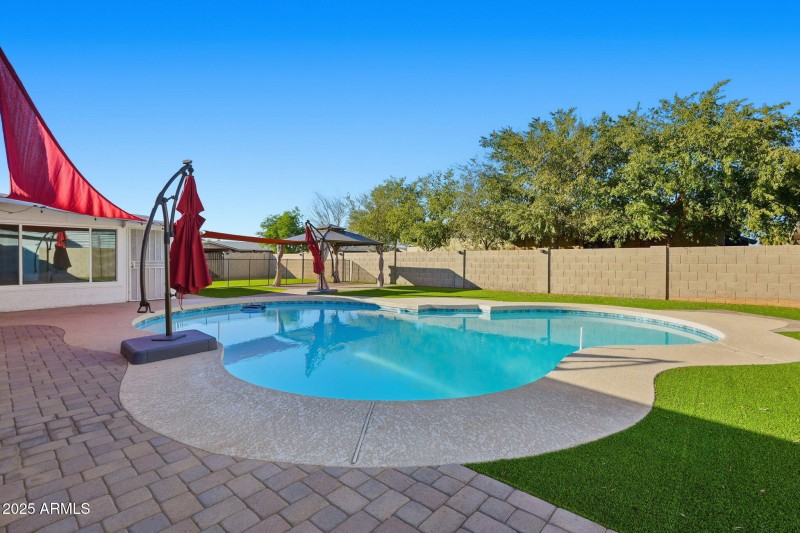 37-web-or-mls-037_ListerPros