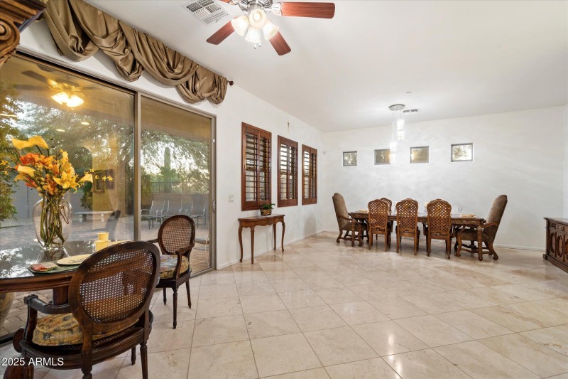 Family room/dining room