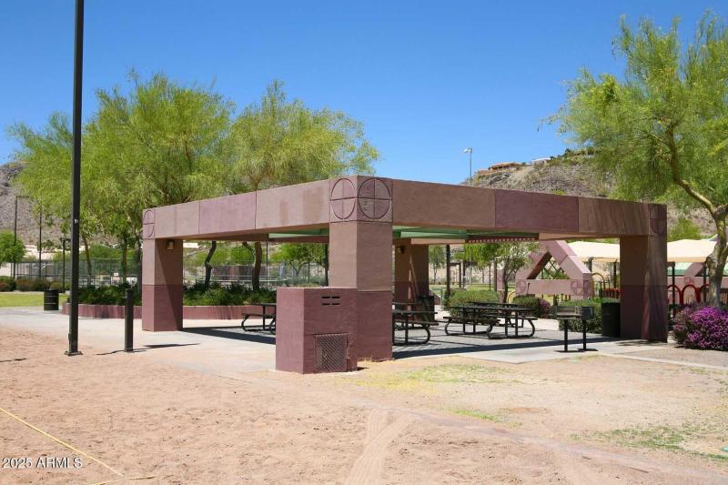 Desert Foothills Park2