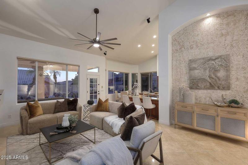 Night-Family Room-Kitchen