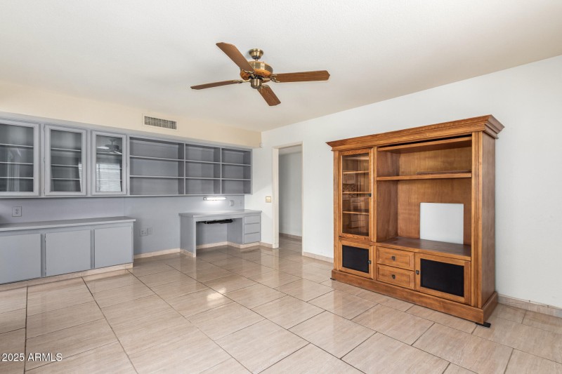 Display your collectables.