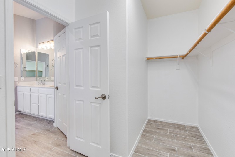 32-Via Caballo Blanco