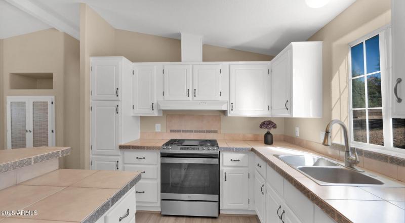 14-web-or-mls-P1188562