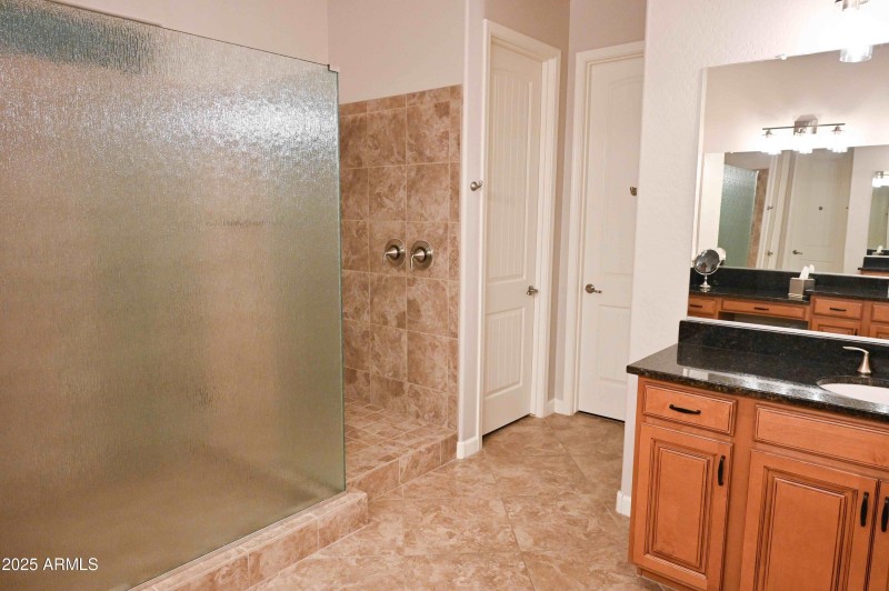 Quiet Way-Master_Bath2