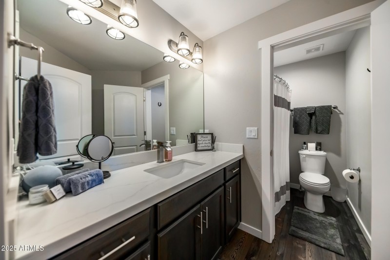 17 E Tranquil Ln (60 of 64)