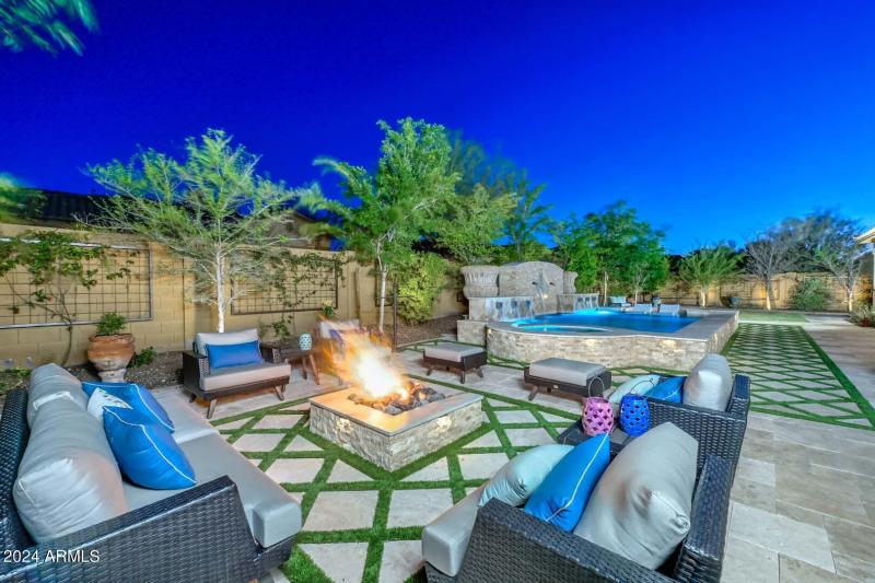 Backyard-Firepit