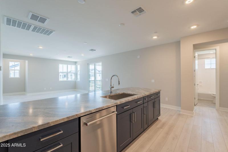 11-web-or-mls- Casa Dega-11