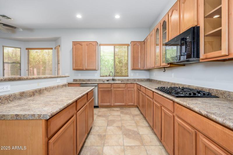 13-web-or-mls-Roger-20