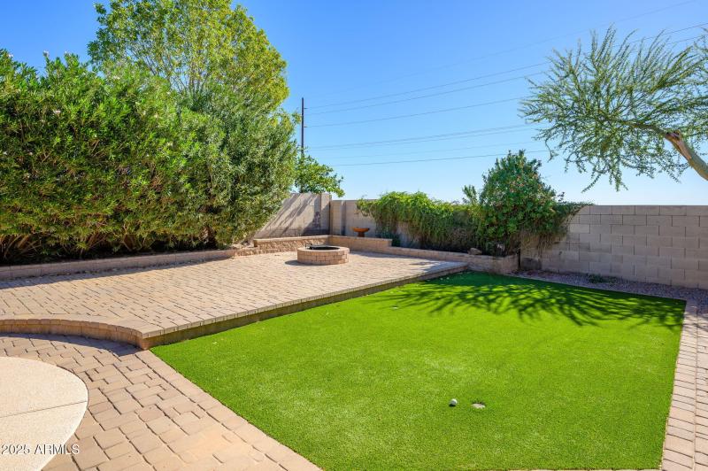 23-web-or-mls-Roger-33