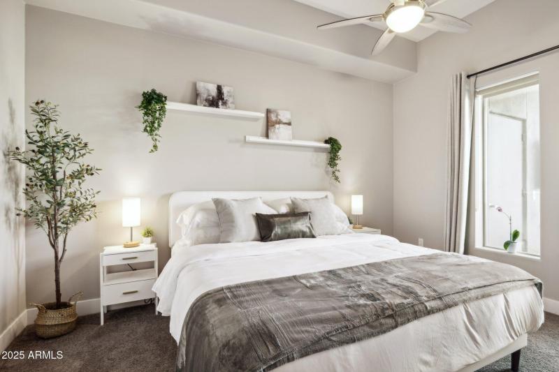 51-web-or-mls-945-e-playa-del-norte-dr-3