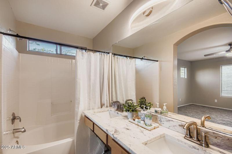 2066 N Arbor Ln - Web Quality - 018 - 19