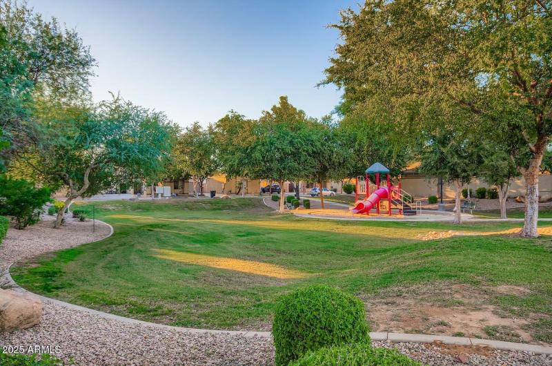 2066 N Arbor Ln - Web Quality - 028 - 32