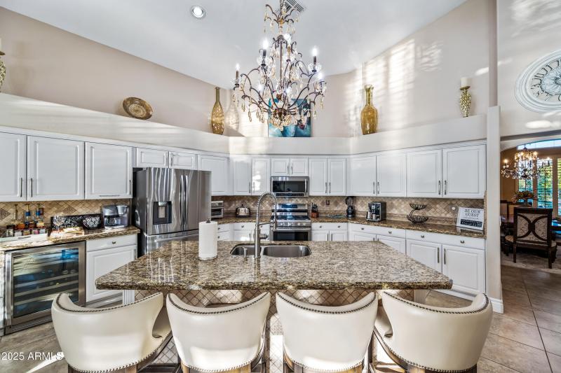 12-1817EWTC-ocupix-IR