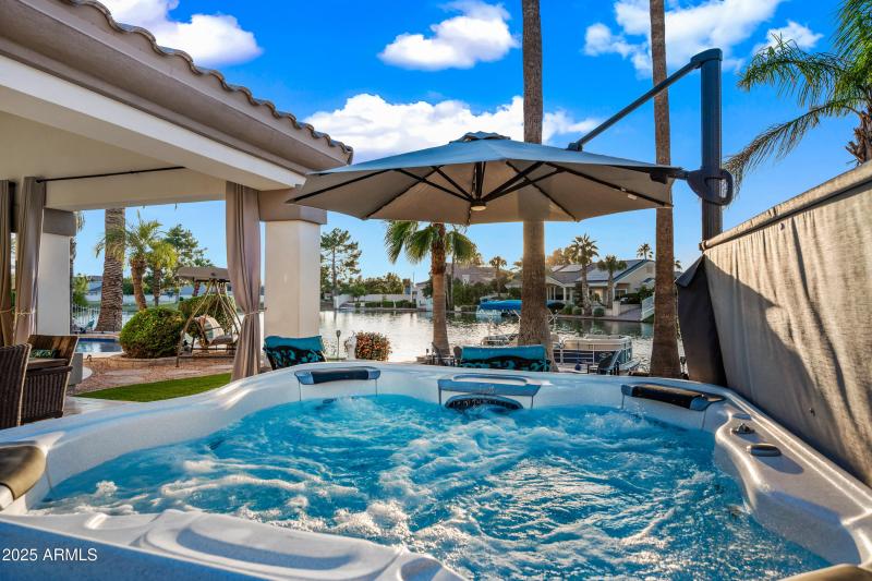 37-1817EWTC-ocupix-IR