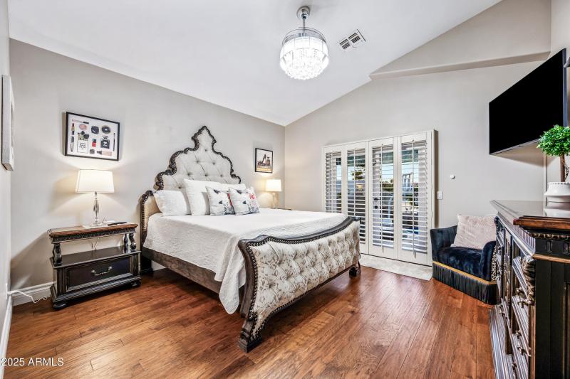 88-1817EWTC-ocupix-IR