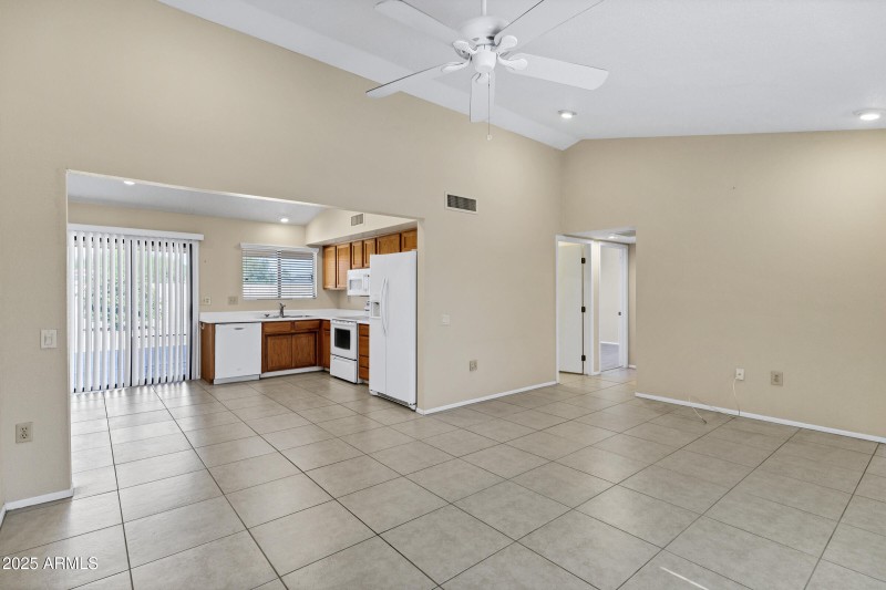 14742 W Antelope Dr-9