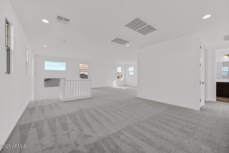 10205 W WELDON Avenue - Ready Now!