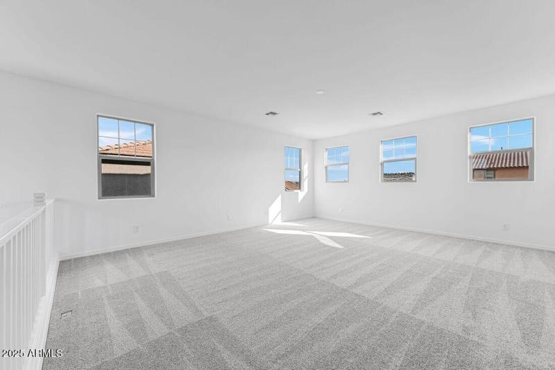 10205 W WELDON Avenue - Ready Now!