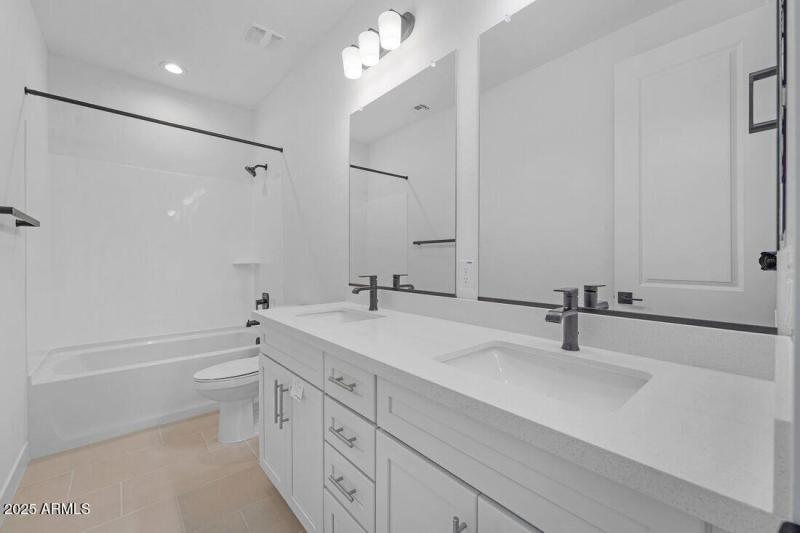 20486 E VIA DEL JARDIN - Ready Now!