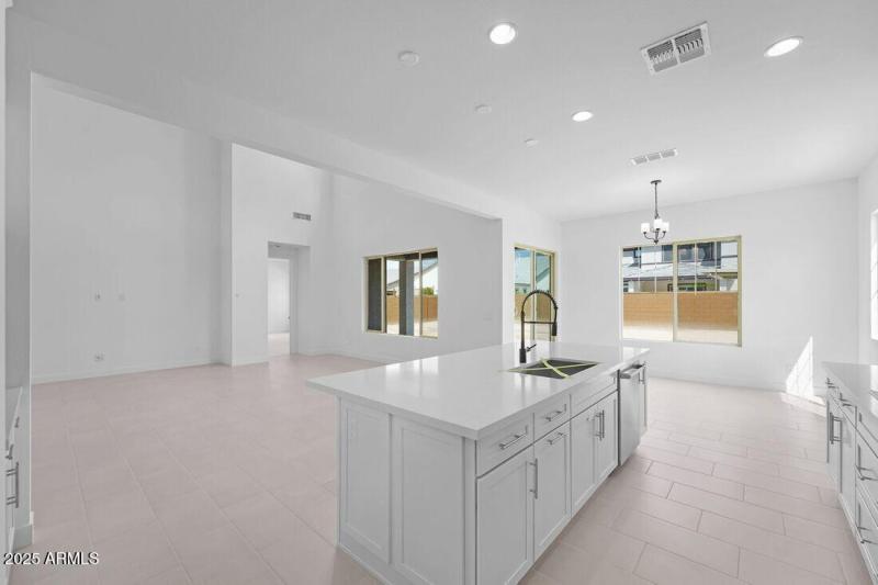 20486 E VIA DEL JARDIN - Ready Now!